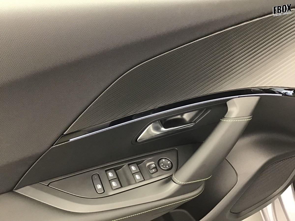 352516_p2 - PEUGEOT - 2008 - 2025 - photo 9