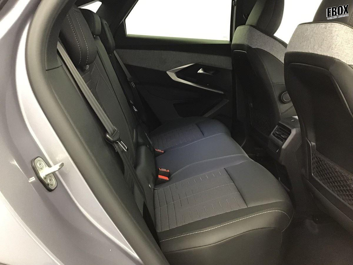 368669_p2 - PEUGEOT - 3008 - 2025 - photo 7