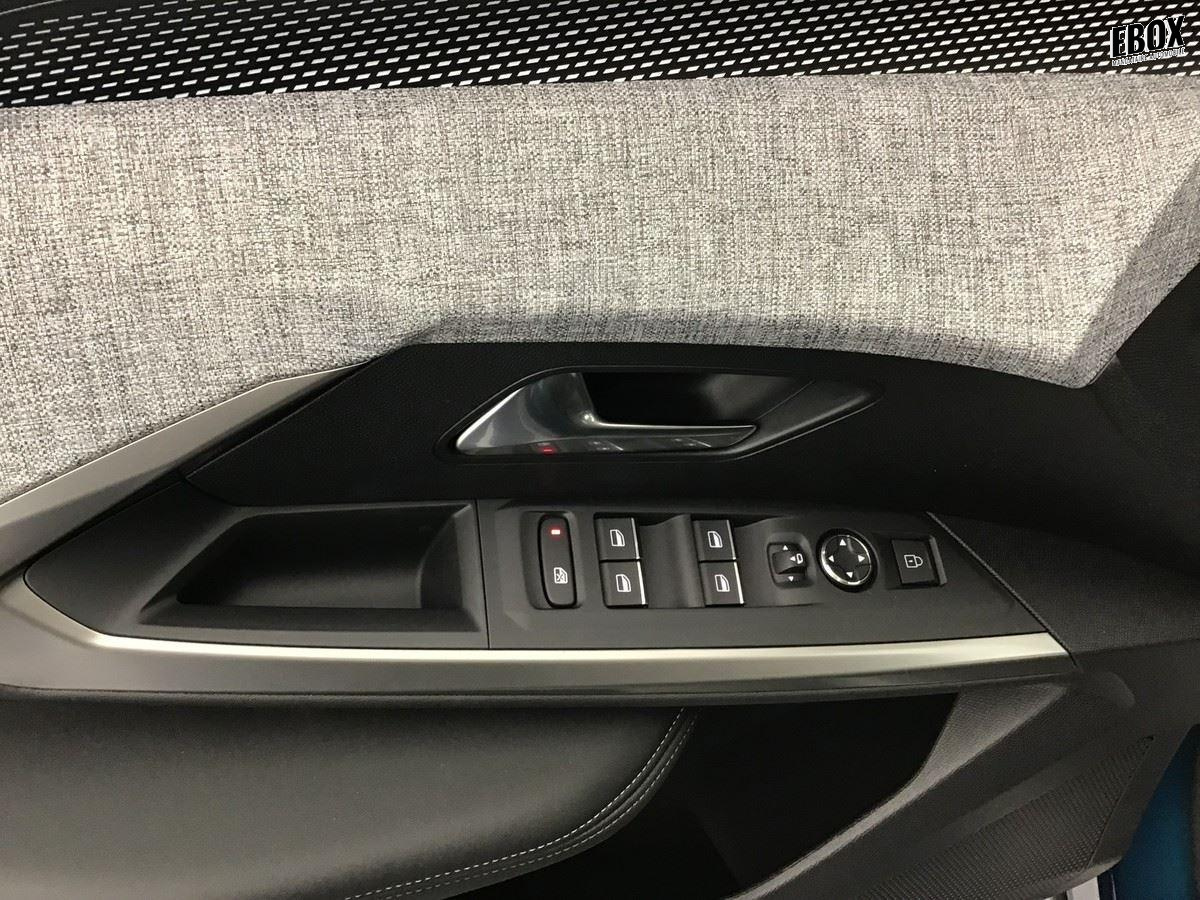 368675_p2 - PEUGEOT - 3008 - 2025 - photo 9