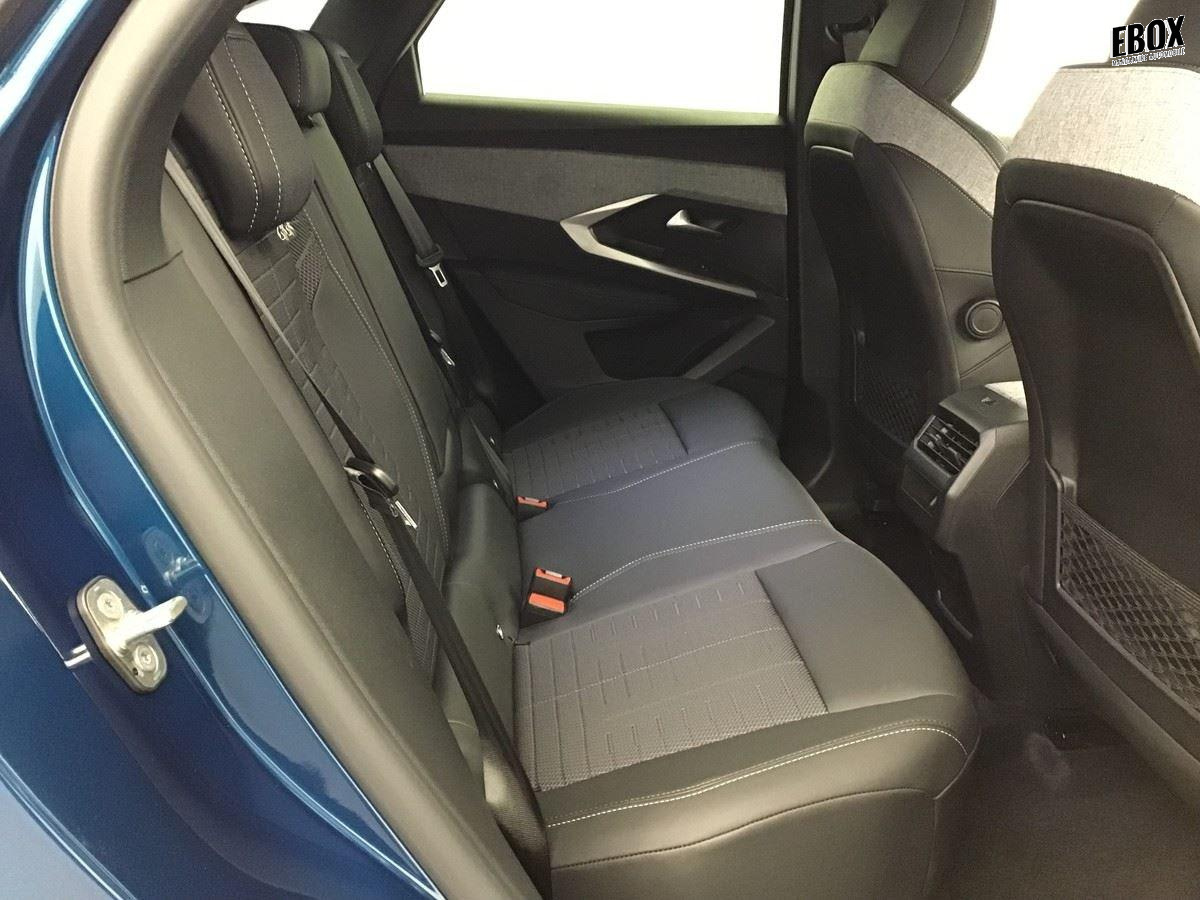 368675_p2 - PEUGEOT - 3008 - 2025 - photo 7