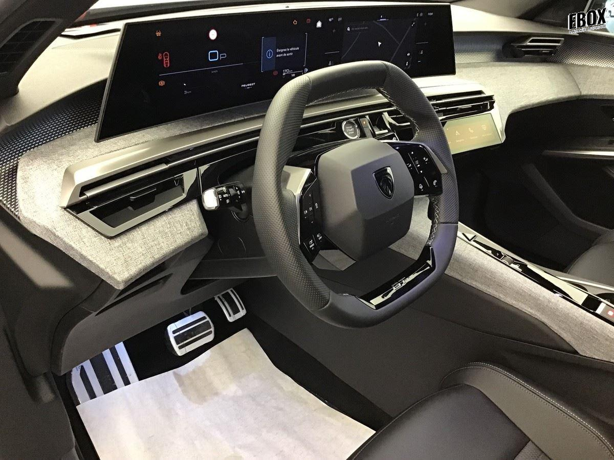 368669_p2 - PEUGEOT - 3008 - 2025 - photo 10