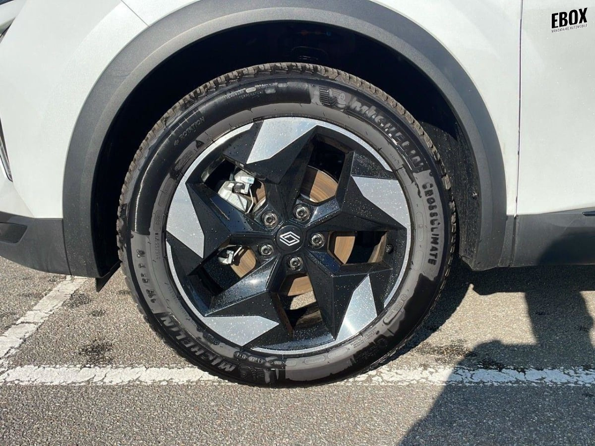 125036707_p2 - RENAULT - CAPTUR - 2025 - photo 9