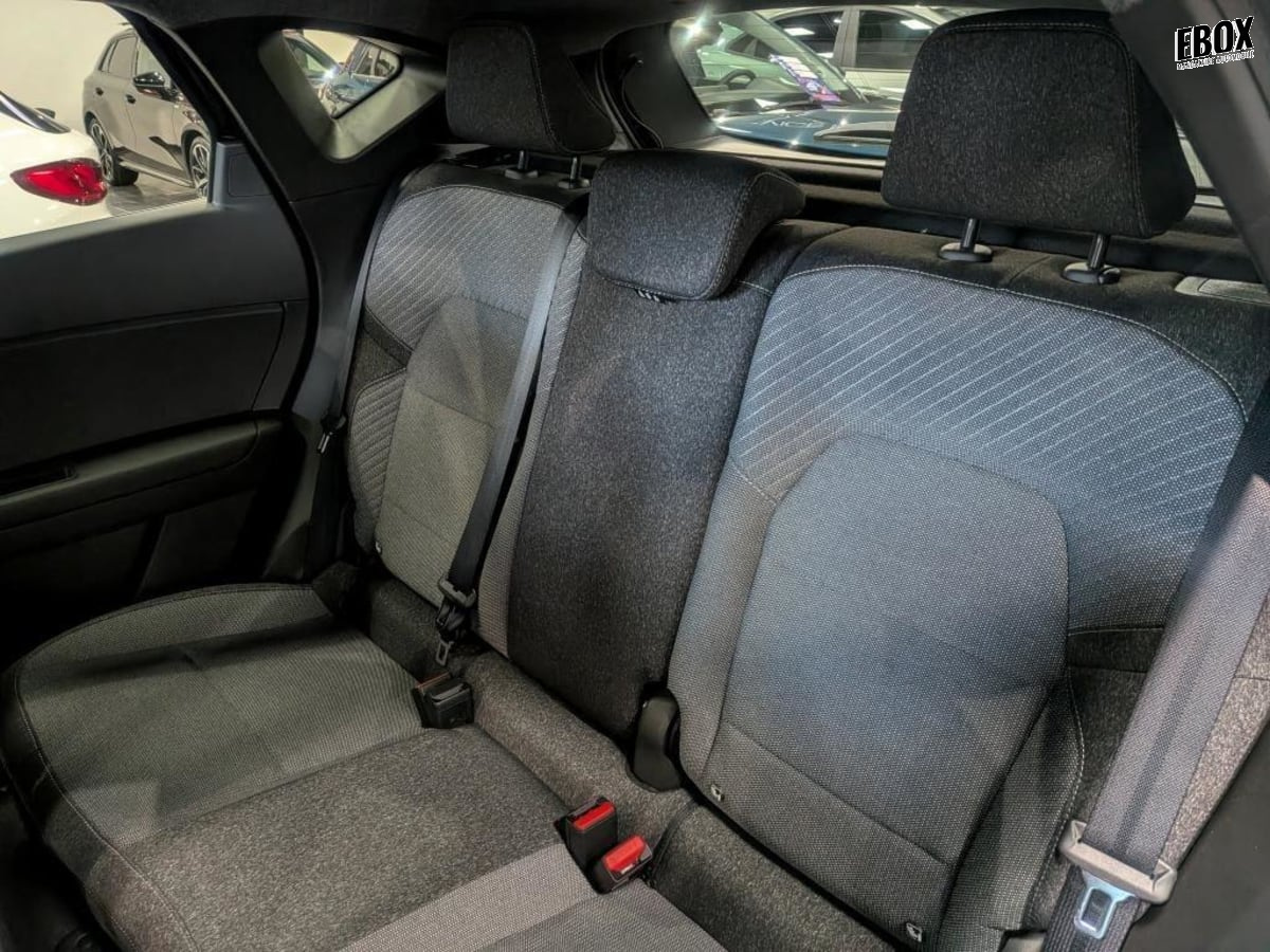 368067_p2 - RENAULT - CAPTUR - 2024 - photo 10