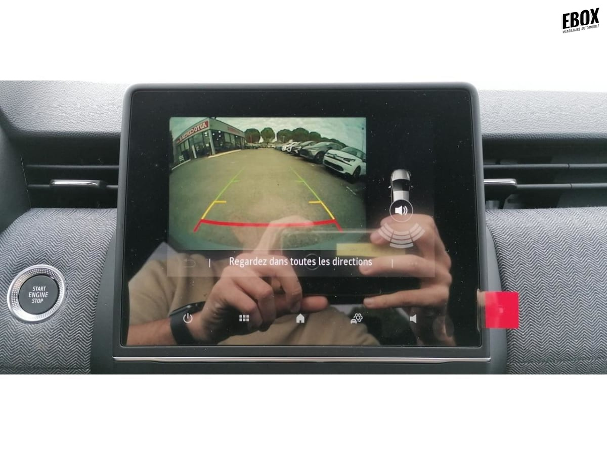 357153_p2 - RENAULT - CLIO - 2025 - photo 7