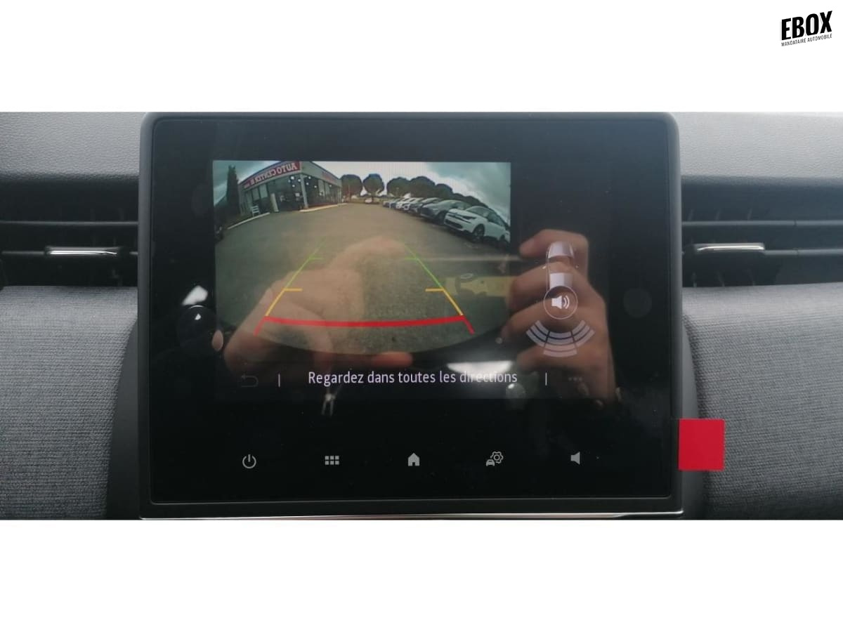 355422_p2 - RENAULT - CLIO - 2025 - photo 6