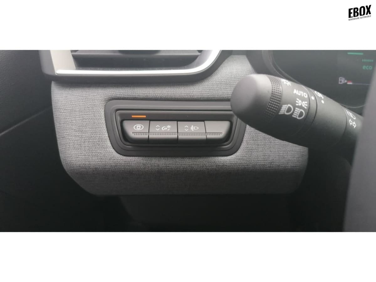 356595_p2 - RENAULT - CLIO - 2025 - photo 10