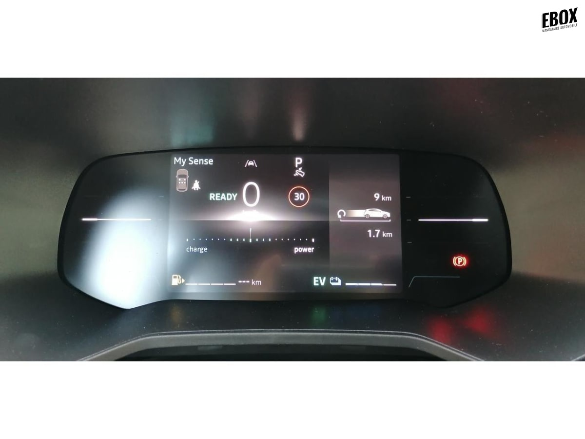 359723_p2 - RENAULT - CLIO - 2025 - photo 8