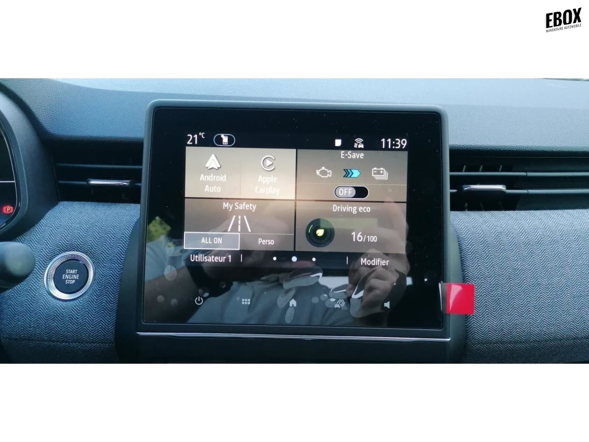 359723_p2 - RENAULT - CLIO - 2025 - photo 9