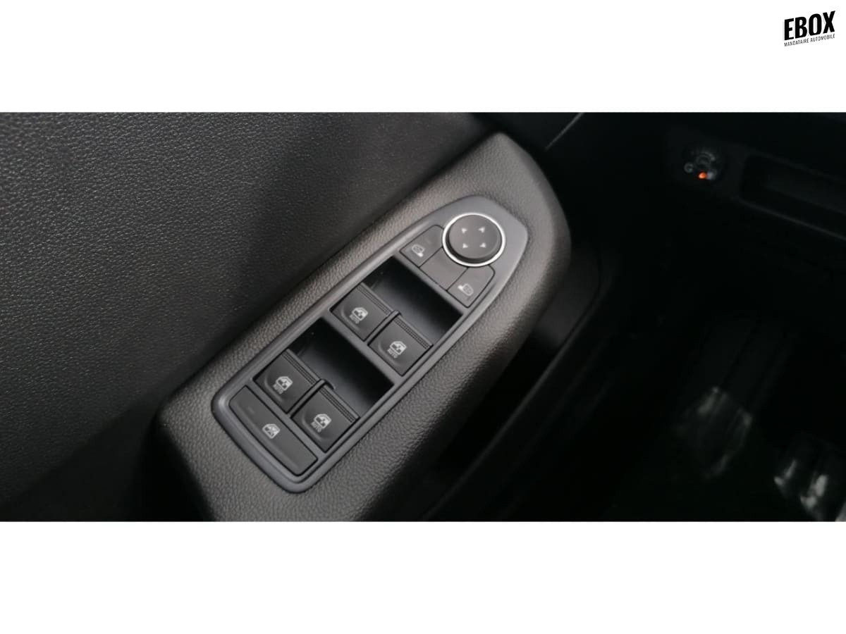 356595_p2 - RENAULT - CLIO - 2025 - photo 9