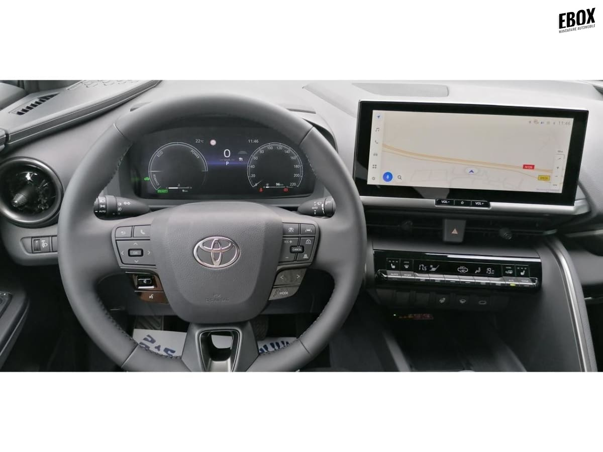 353157_p2 - TOYOTA - C HR - 2024 - photo 8