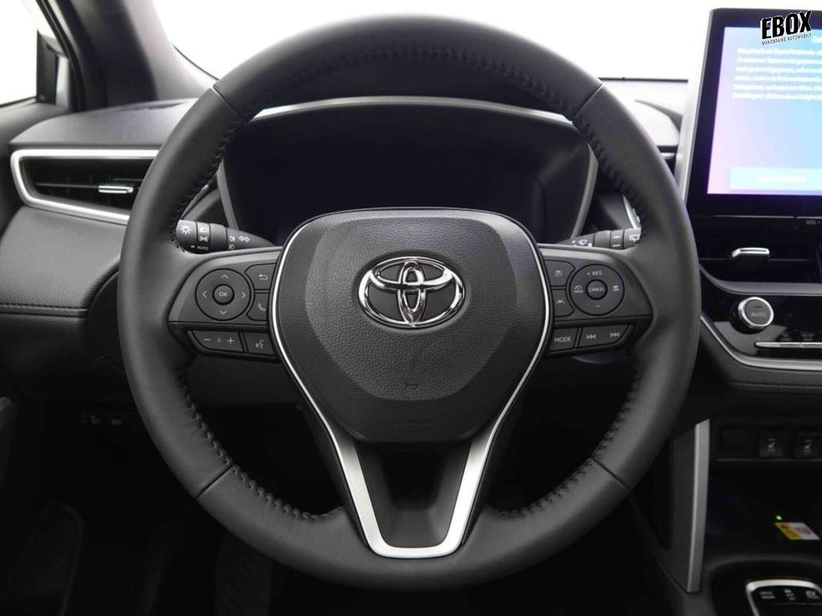 355944_p2 - TOYOTA - COROLLA CROSS - 2025 - photo 9