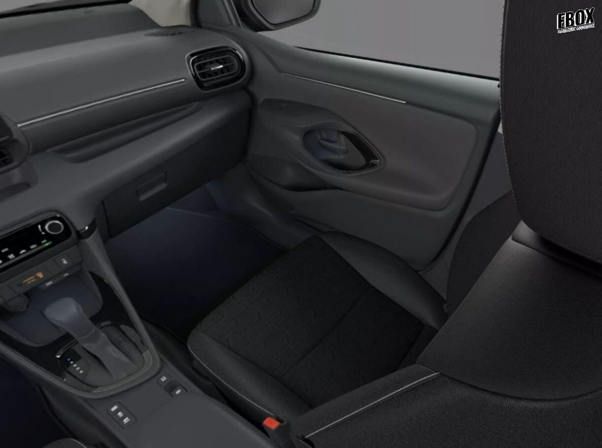 367948_p2 - TOYOTA - YARIS - 2025 - photo 5