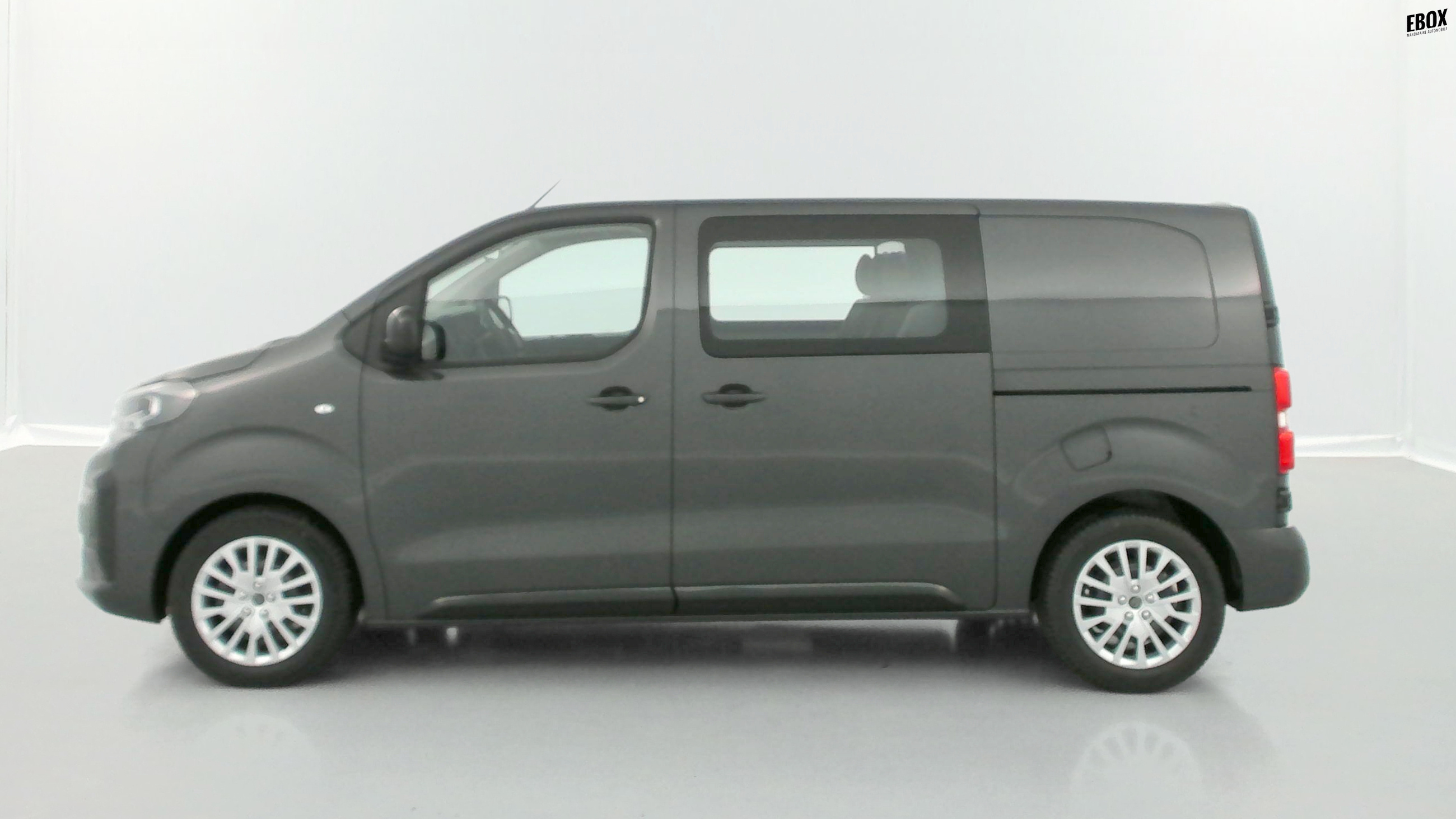 GLI00010256_p53 - PEUGEOT - EXPERT CA - 2025 - photo 4