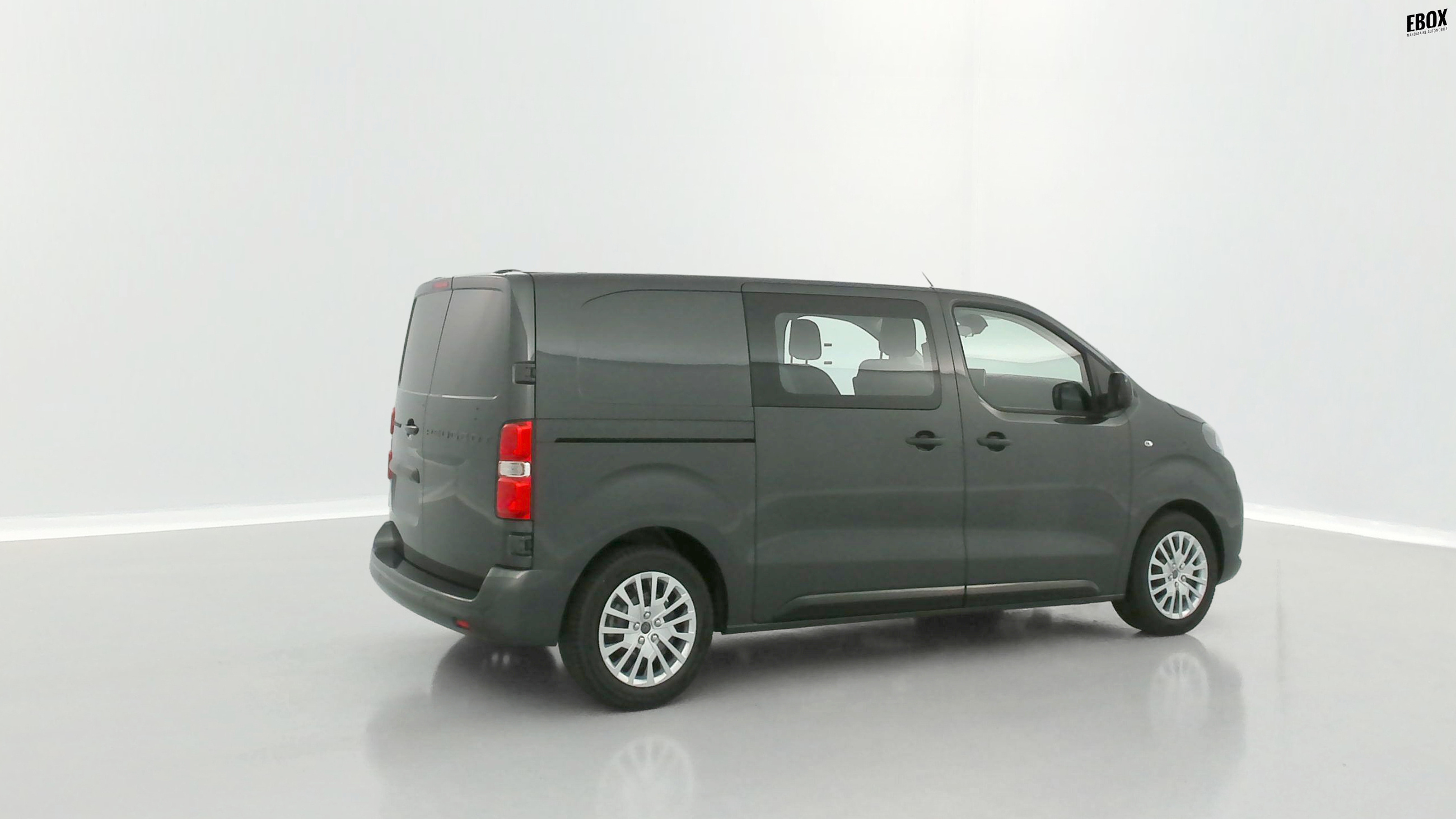 GLI00010256_p53 - PEUGEOT - EXPERT CA - 2025 - photo 21