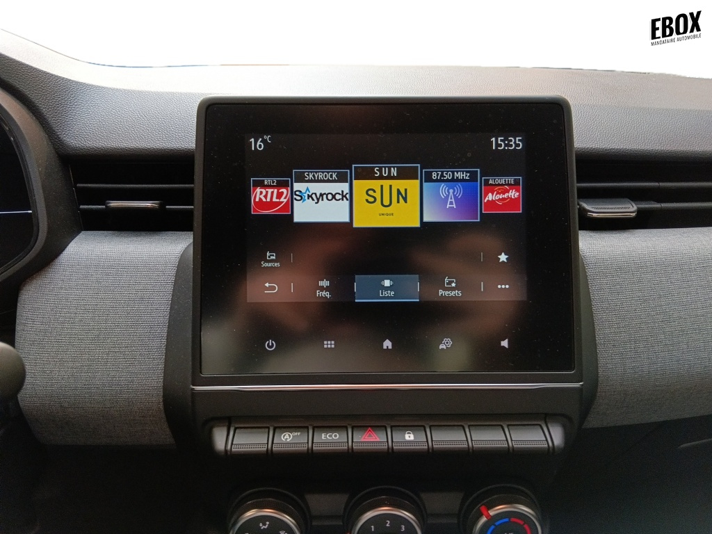 71399_p51 - RENAULT - CLIO - 2025 - photo 17