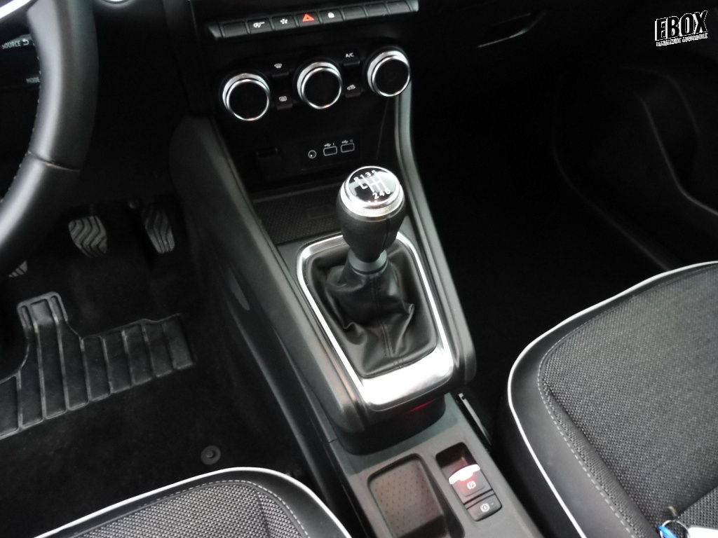 71568_p51 - RENAULT - CAPTUR - 2024 - photo 14