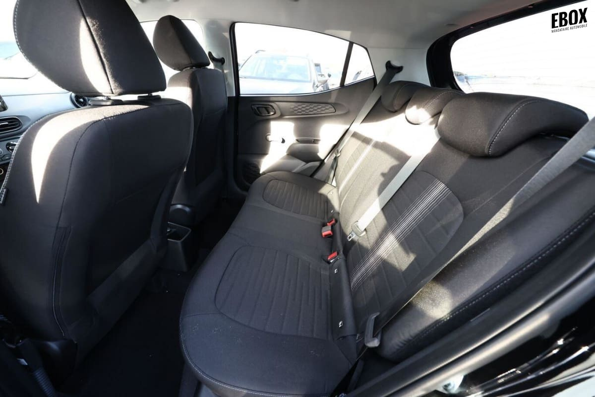 368589_p2 - HYUNDAI - I 10 - 2025 - photo 10