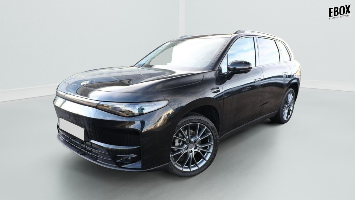 369689_p2 - LEAPMOTOR - C10 - 2025 - photo 2