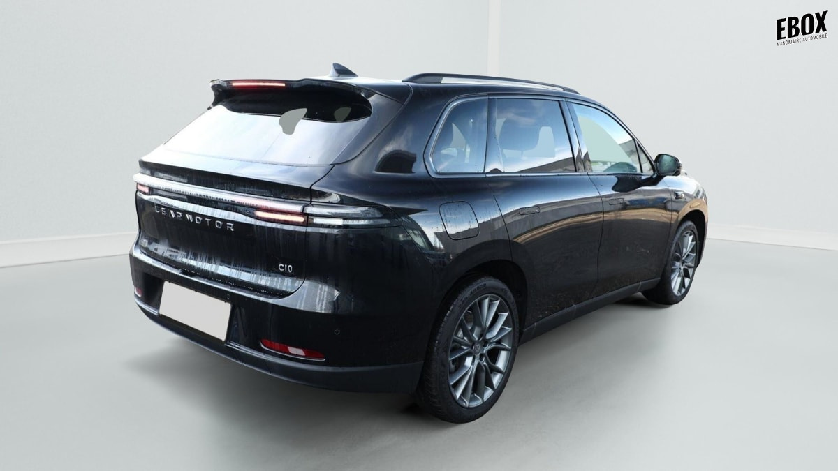 369689_p2 - LEAPMOTOR - C10 - 2025 - photo 3