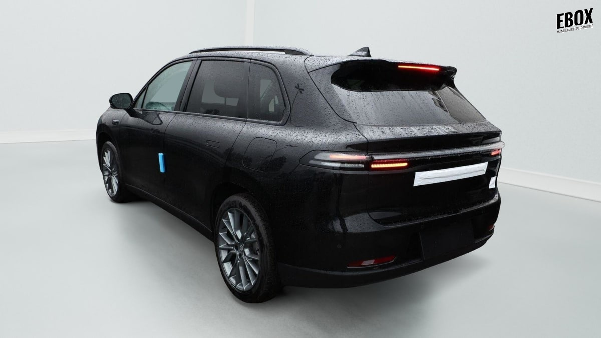 369690_p2 - LEAPMOTOR - C10 - 2025 - photo 4