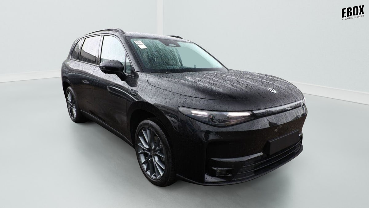 369690_p2 - LEAPMOTOR - C10 - 2025 - photo 1