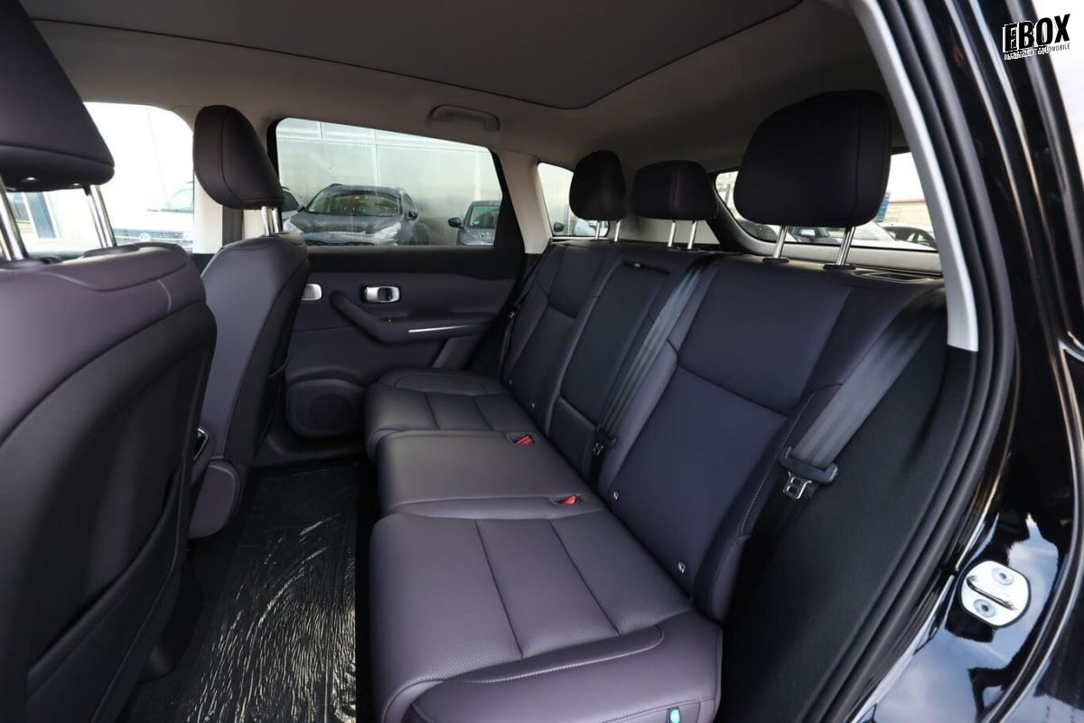 369689_p2 - LEAPMOTOR - C10 - 2025 - photo 10