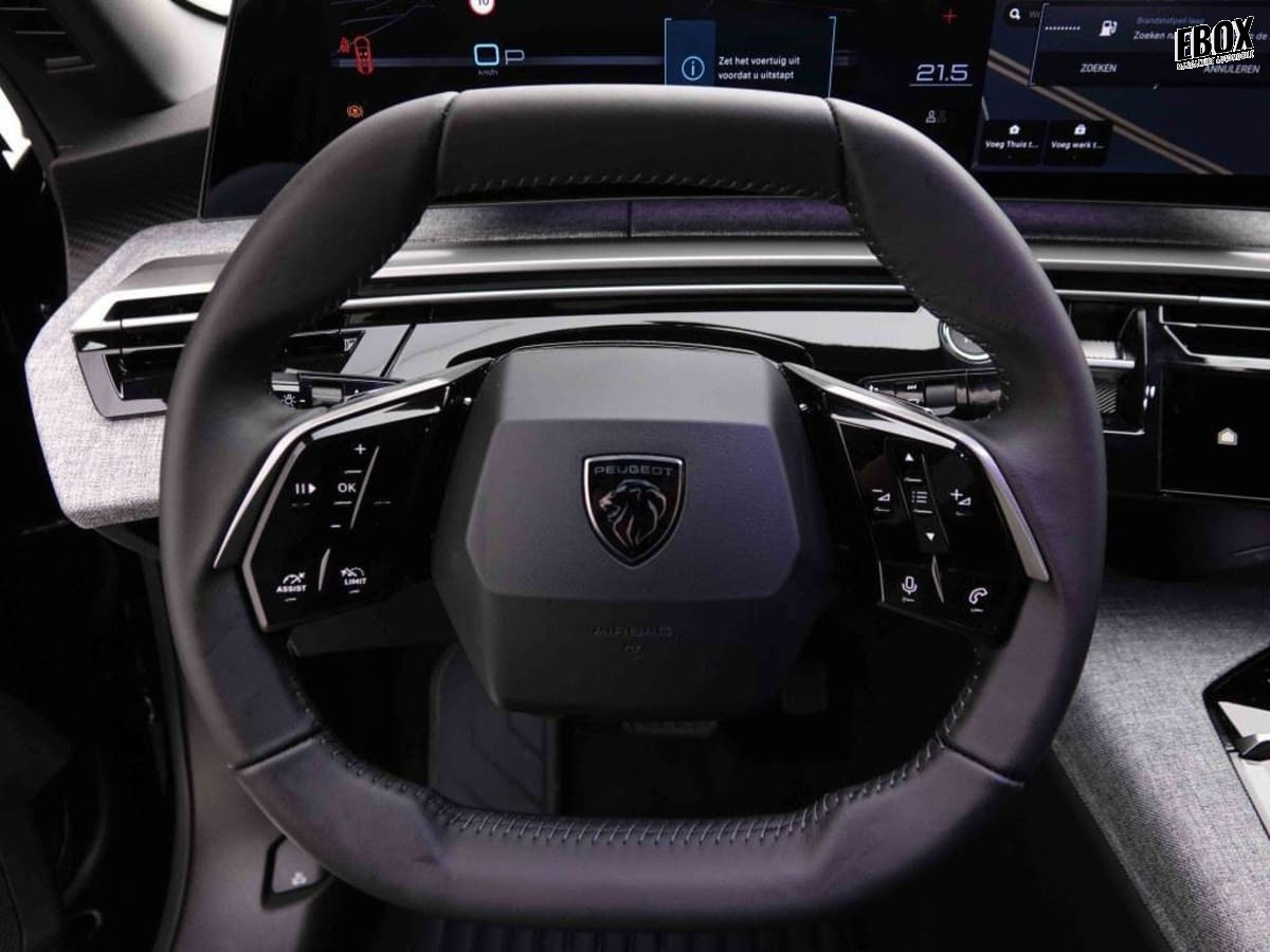 369086_p2 - PEUGEOT - 3008 - 2025 - photo 9