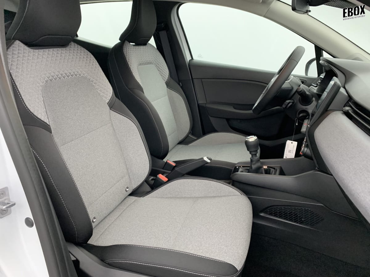 365302_p2 - RENAULT - CLIO 5 - 2025 - photo 9