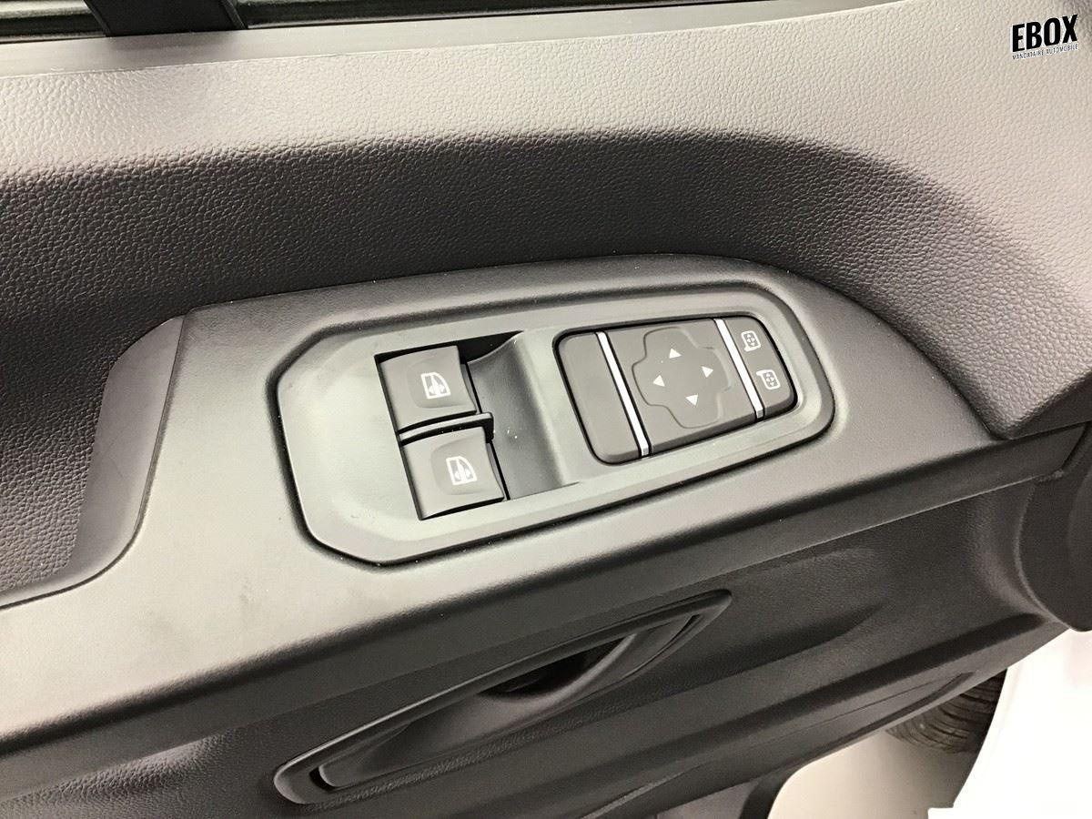 369814_p2 - RENAULT - TRAFIC - 2025 - photo 9