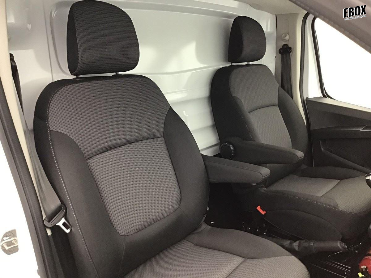 369814_p2 - RENAULT - TRAFIC - 2025 - photo 7