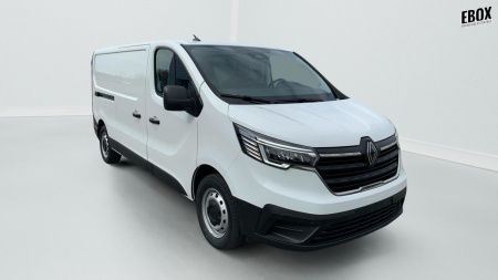 356996_p2 - RENAULT - TRAFIC - 2025