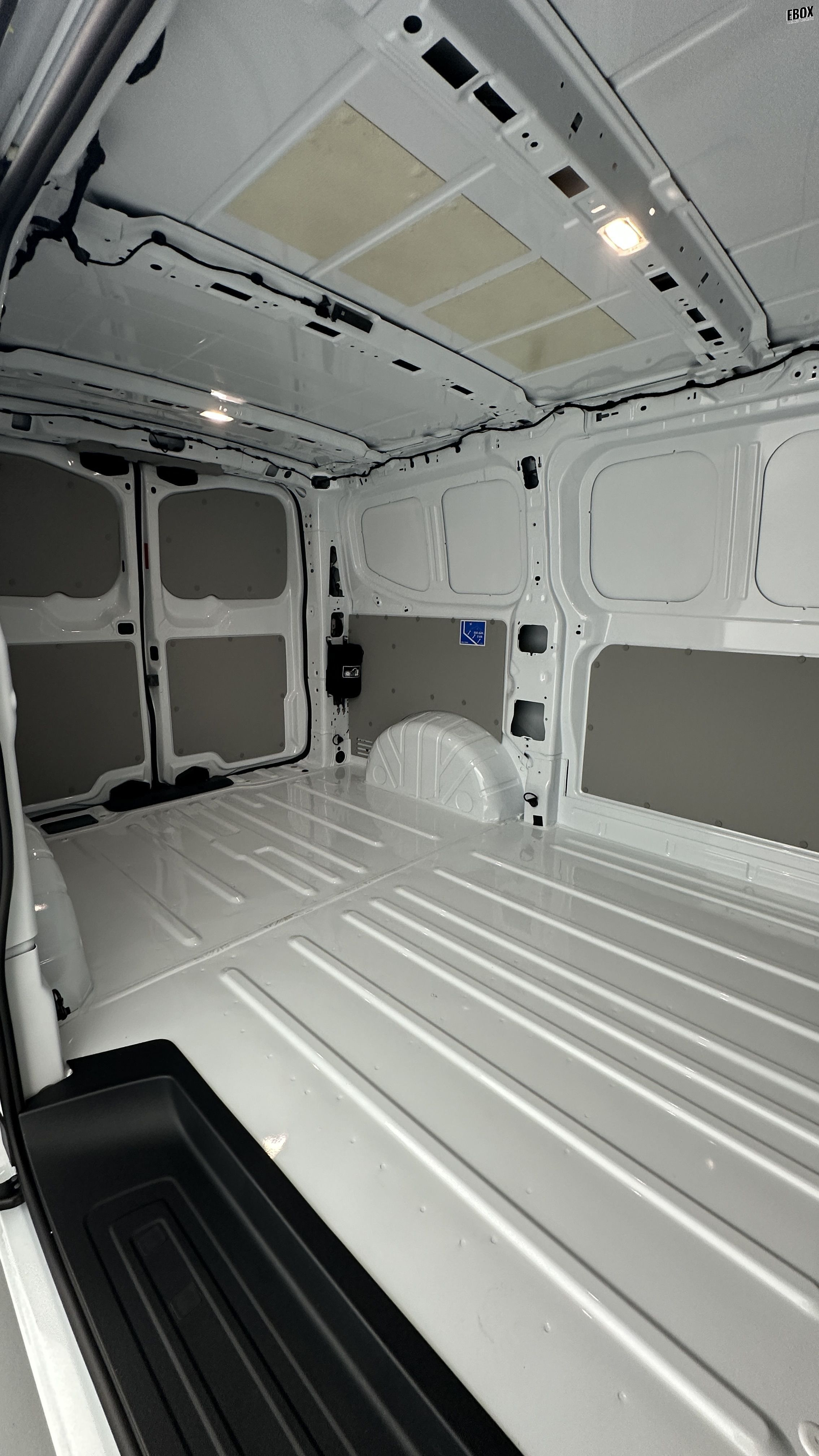 GLI00007686_p53 - VOLKSWAGEN - TRANSPORTER - 2025 - photo 8