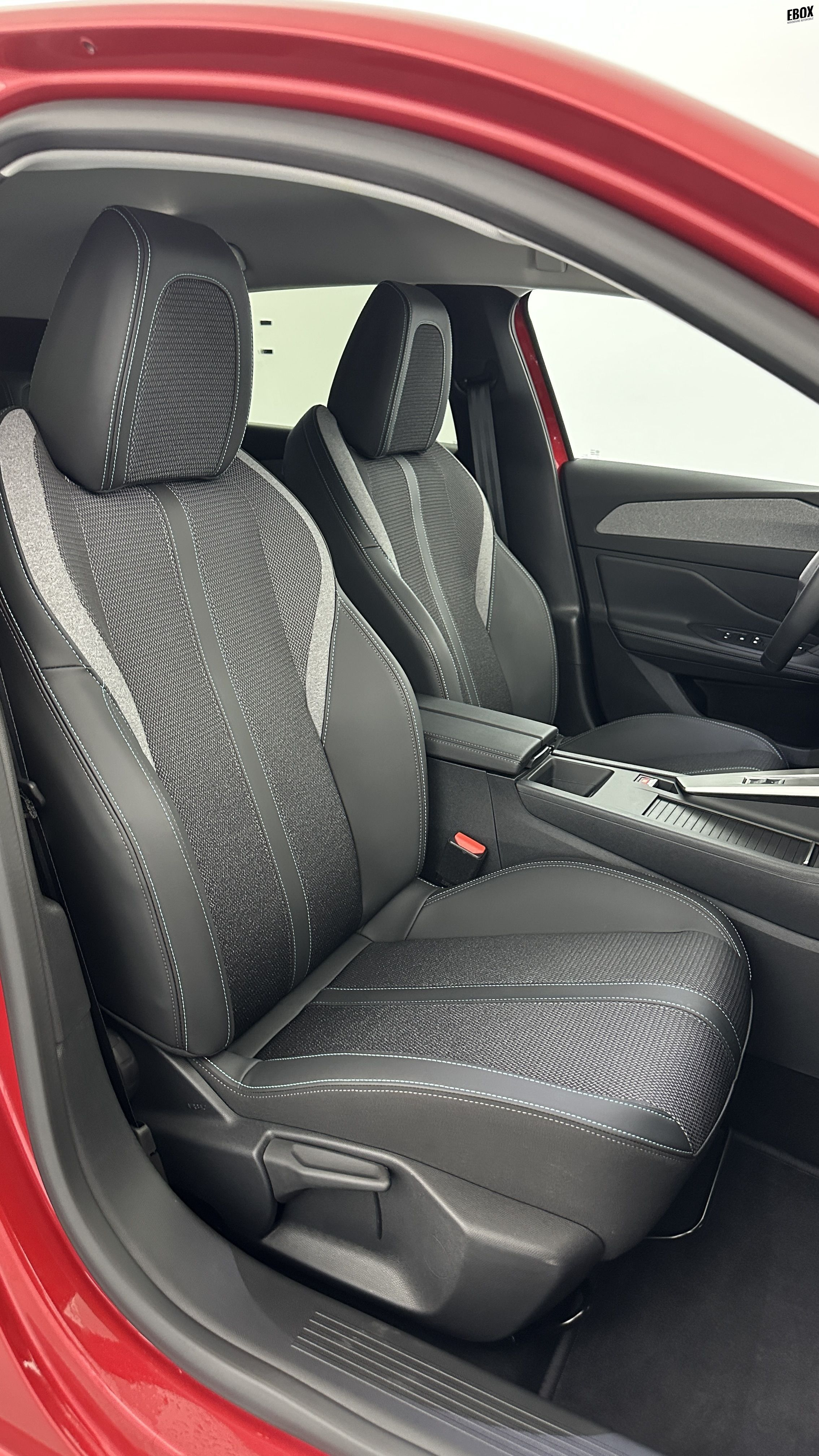 GLI00011399_p53 - PEUGEOT - 308 - 2025 - photo 17