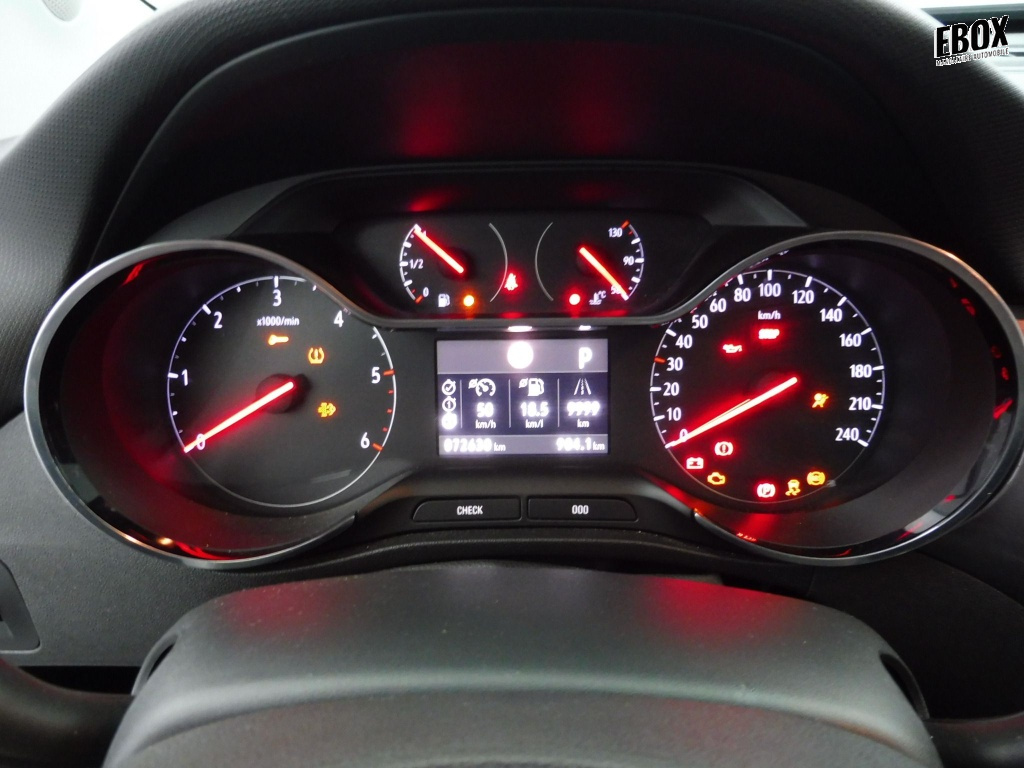 73118_p51 - OPEL - CROSSLAND - 2019 - photo 8