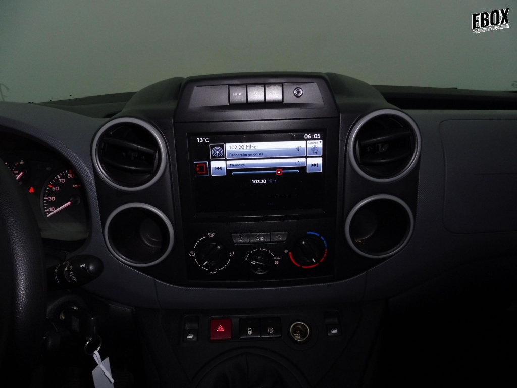 73354_p51 - CITROEN - BERLINGO - 2018 - photo 11