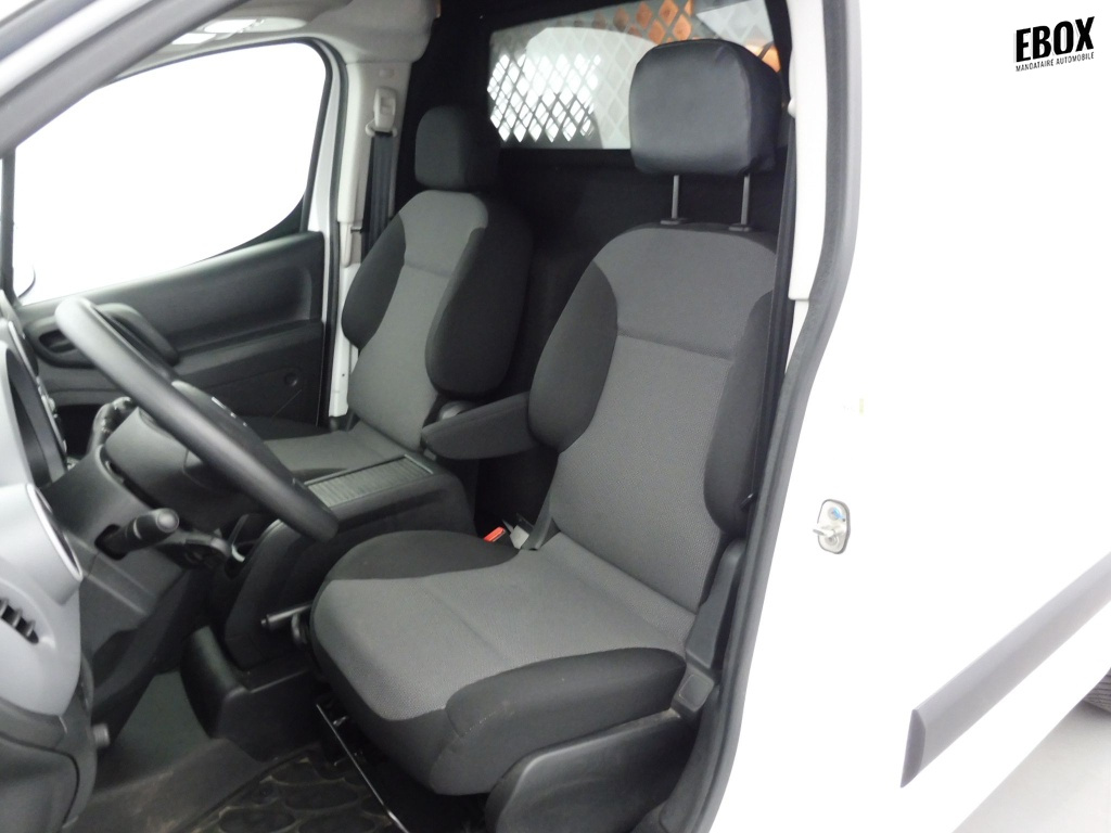 73355_p51 - CITROEN - BERLINGO - 2018 - photo 14