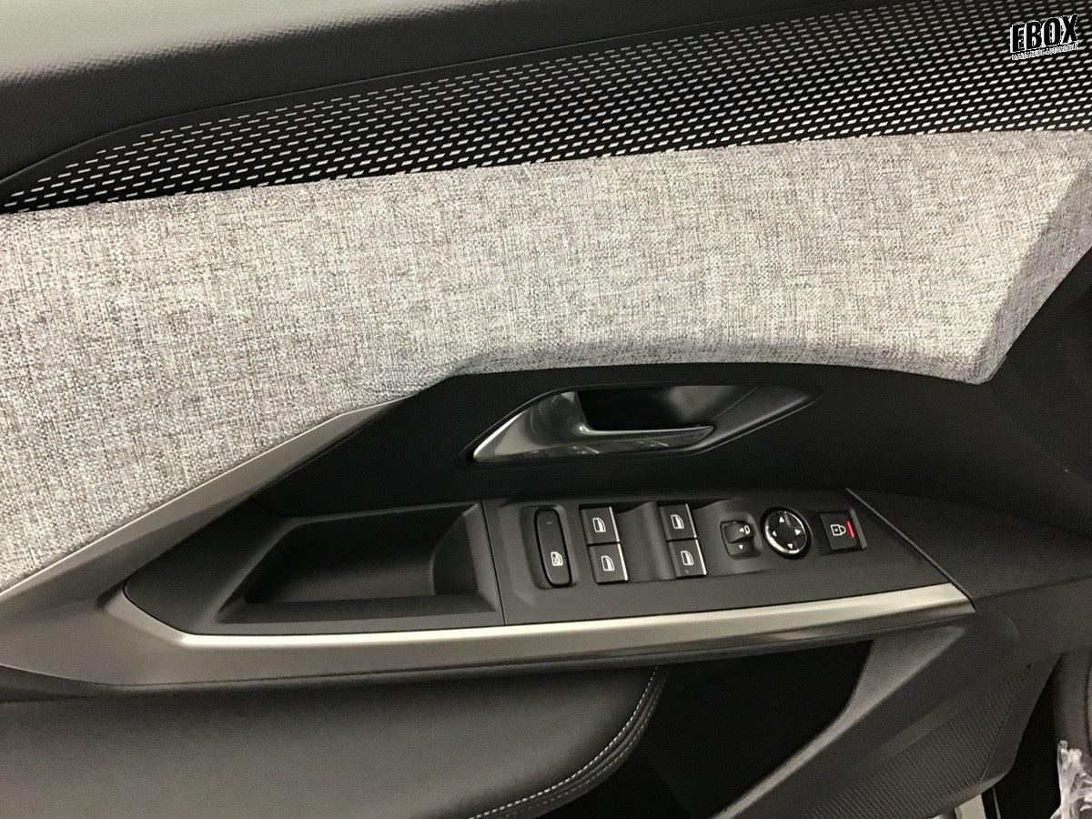 372285_p2 - PEUGEOT - 3008 - 2026 - photo 9