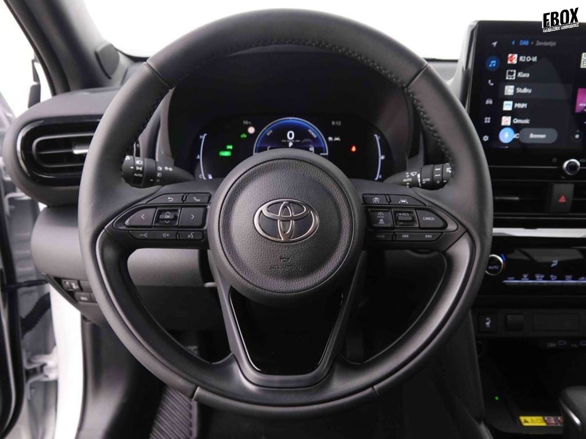 364556_p2 - TOYOTA - YARIS CROSS - 2026 - photo 8