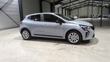 47138_p28 - RENAULT - CLIO 5 - 2025