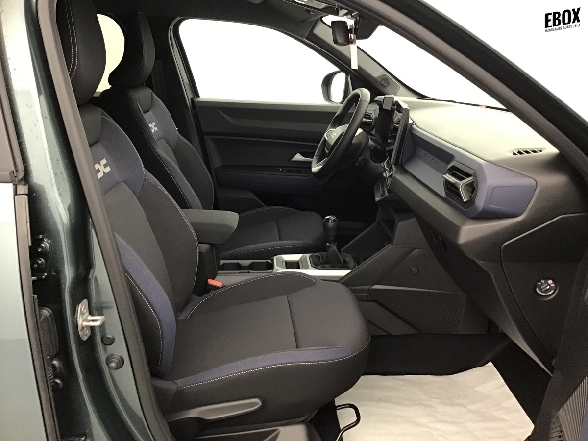 N201484_p3 - DACIA - DUSTER - 2025 - photo 6