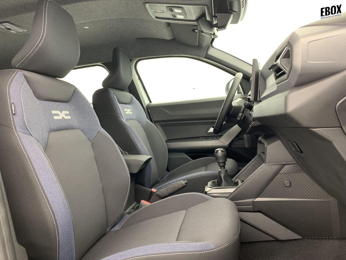 373520_p2 - DACIA - DUSTER - 2025 - photo 9