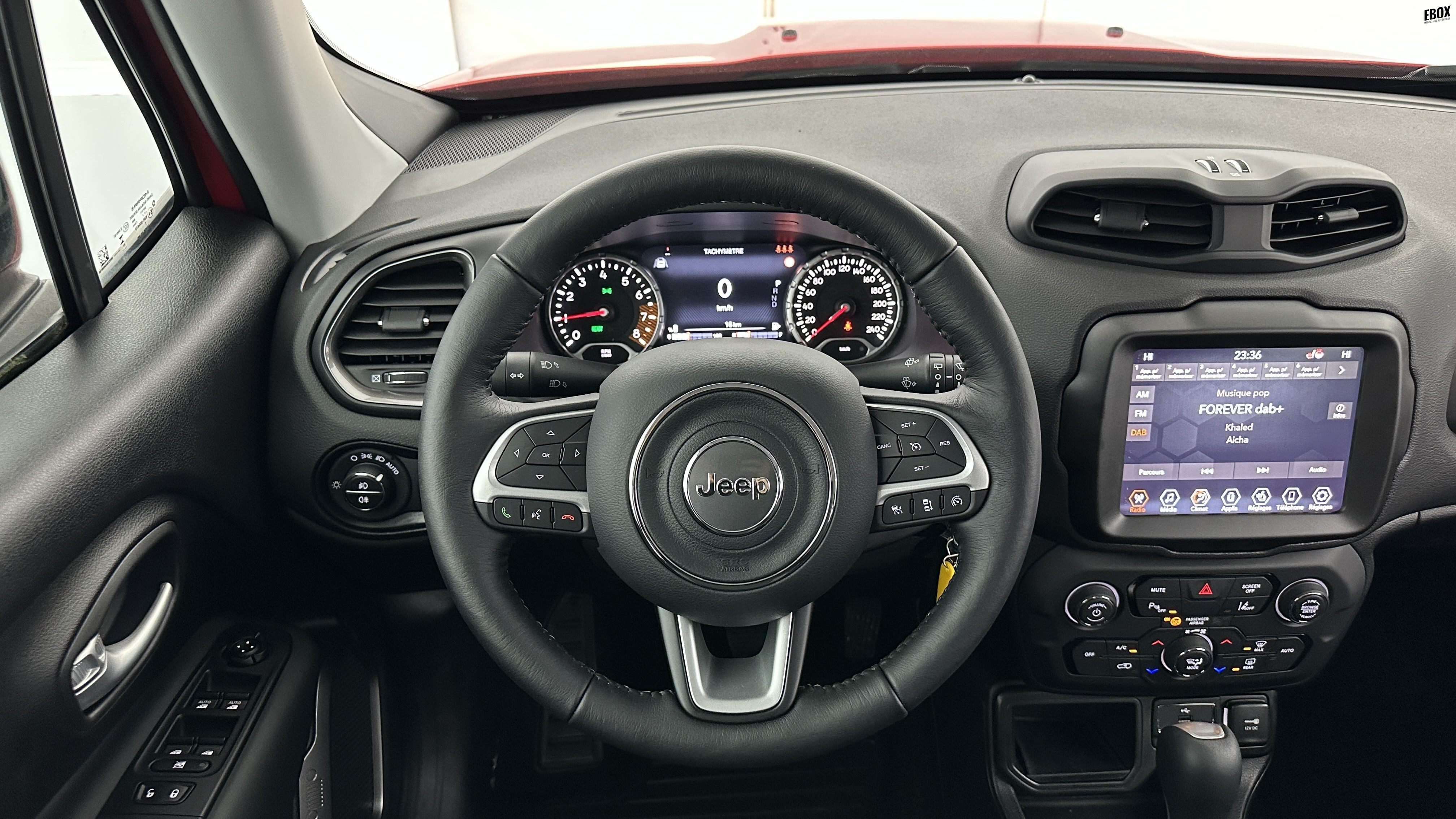 GLI00015695_p53 - JEEP - RENEGADE - 2024 - photo 14