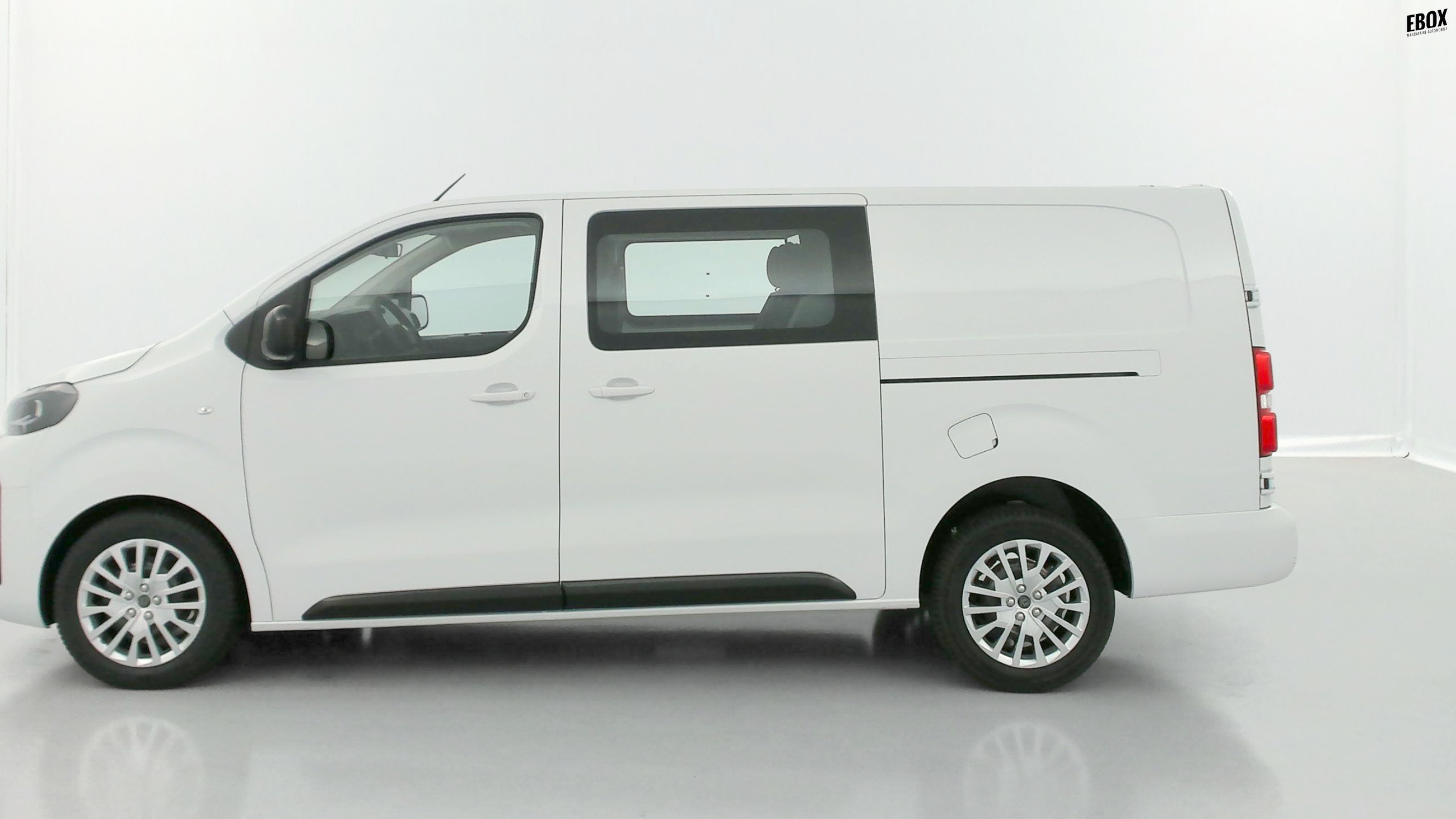 GLI00010639_p53 - PEUGEOT - EXPERT CA - 2025 - photo 4