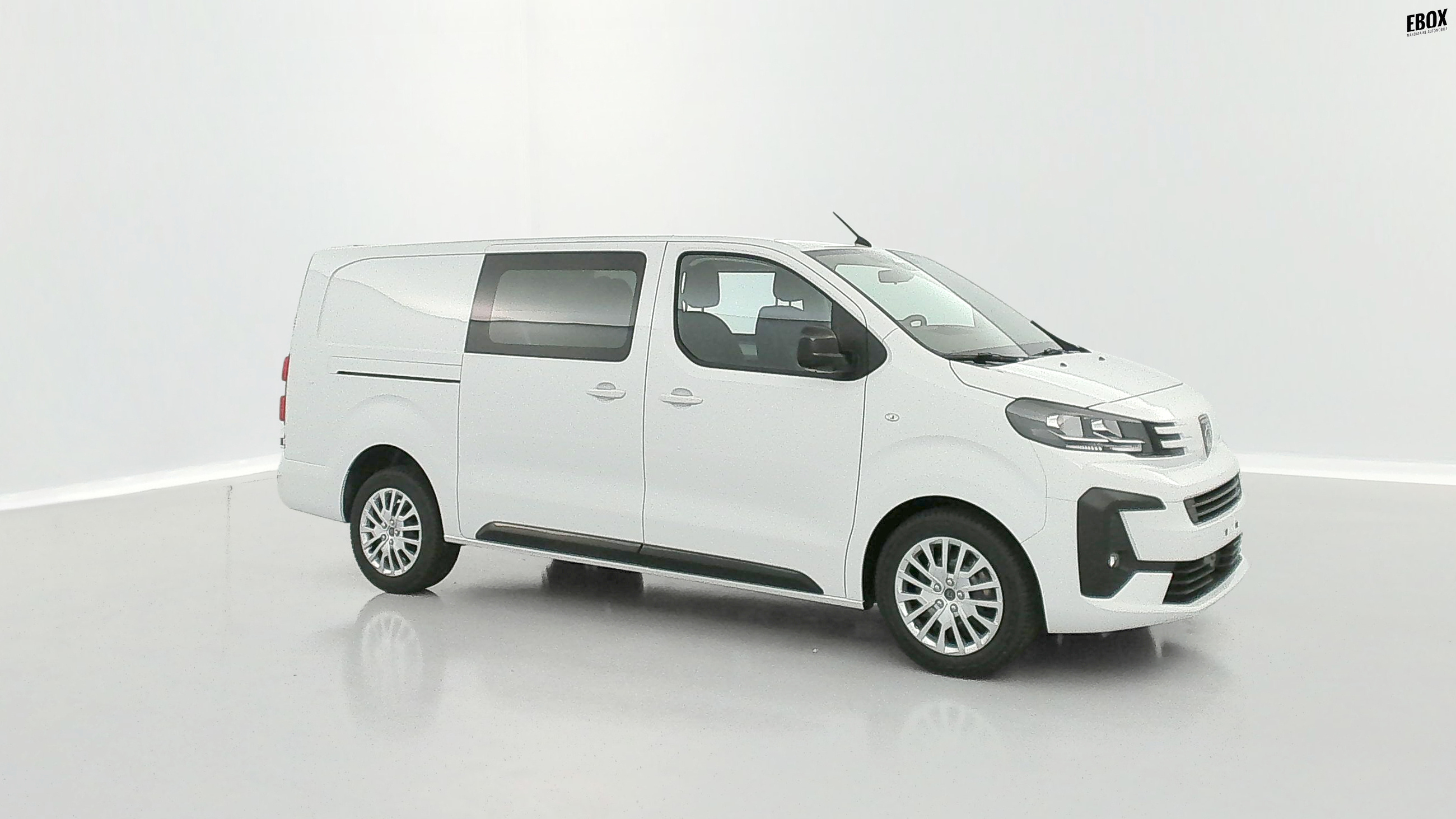 GLI00010639_p53 - PEUGEOT - EXPERT CA - 2025 - photo 23