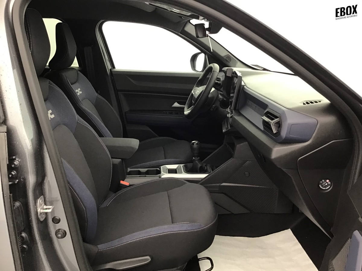 N201481_p3 - DACIA - DUSTER - 2025 - photo 6