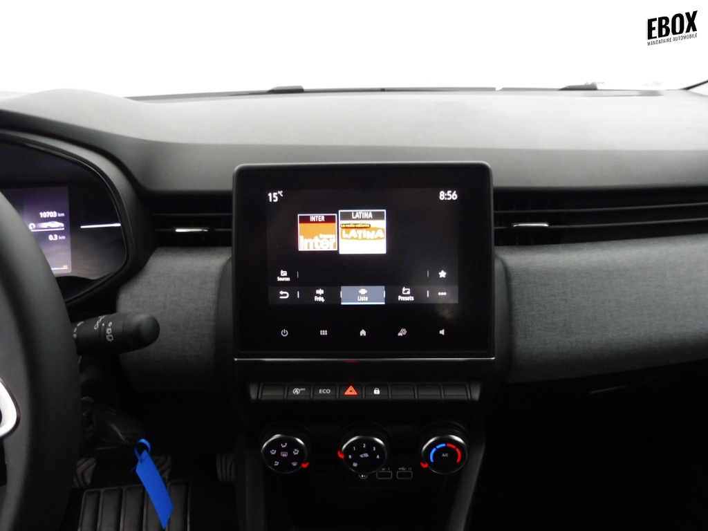 72426_p51 - RENAULT - CLIO - 2025 - photo 10