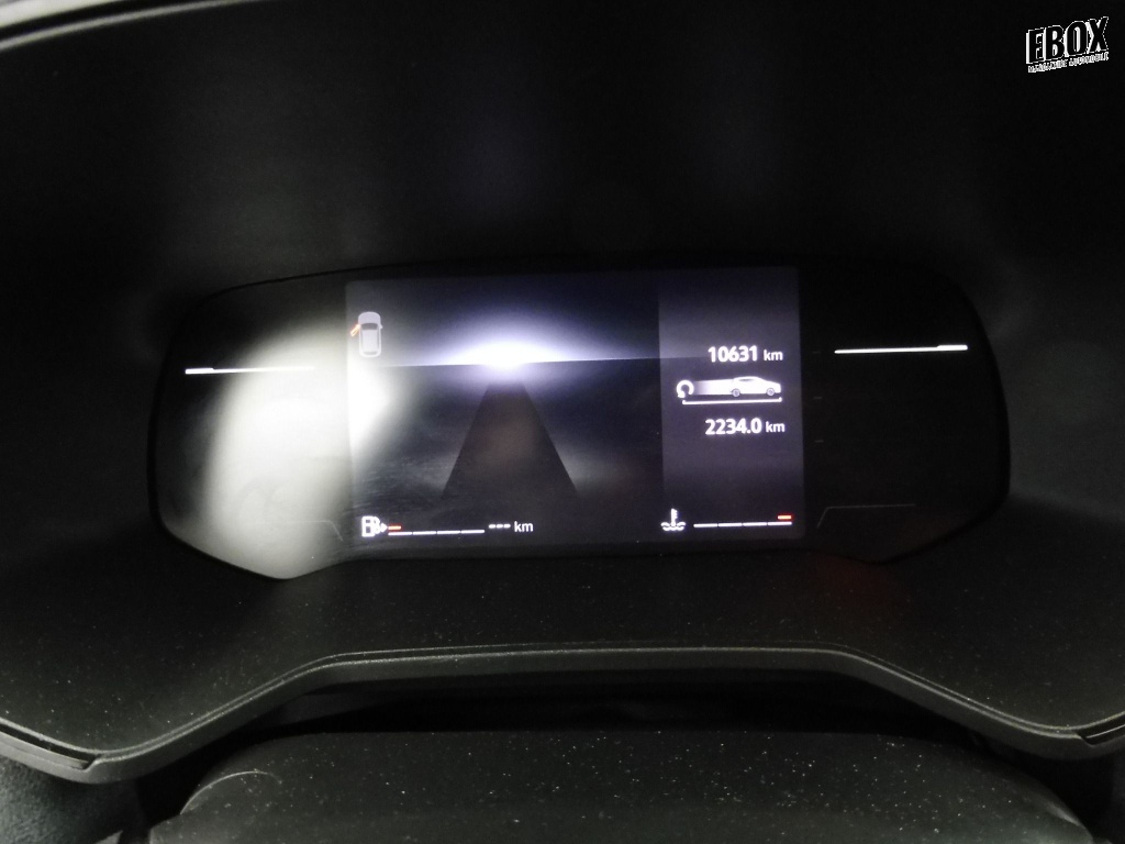 72524_p51 - RENAULT - CLIO - 2025 - photo 8