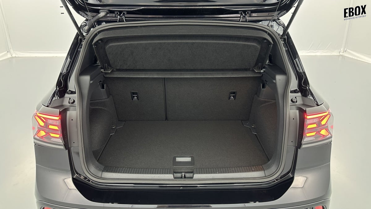 351211_p2 - VOLKSWAGEN - T CROSS - 2026 - photo 10