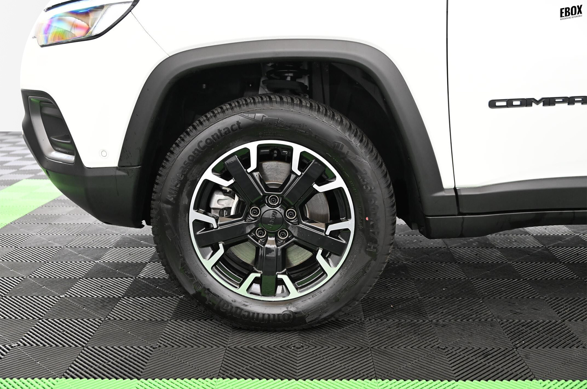 18993_p35 - JEEP - COMPASS - 2024 - photo 9