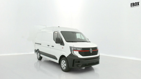 377304_p2 - RENAULT - MASTER - 2026